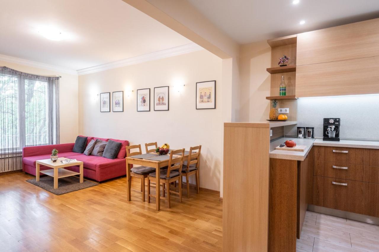 Sofia Day And Night Apartment Exterior foto